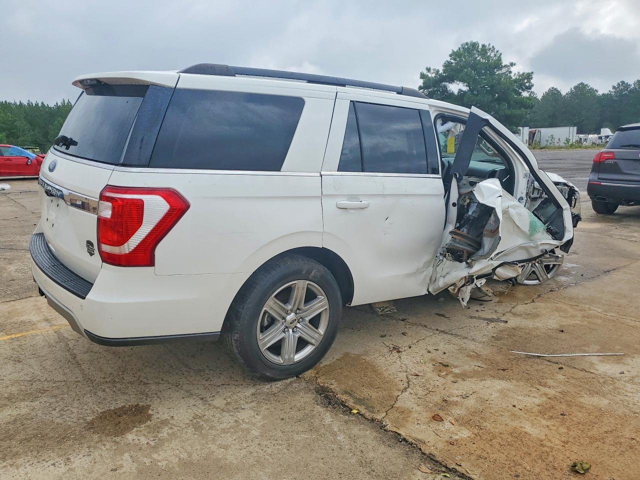 2020 FORD EXPEDITION XLT — снимка 3