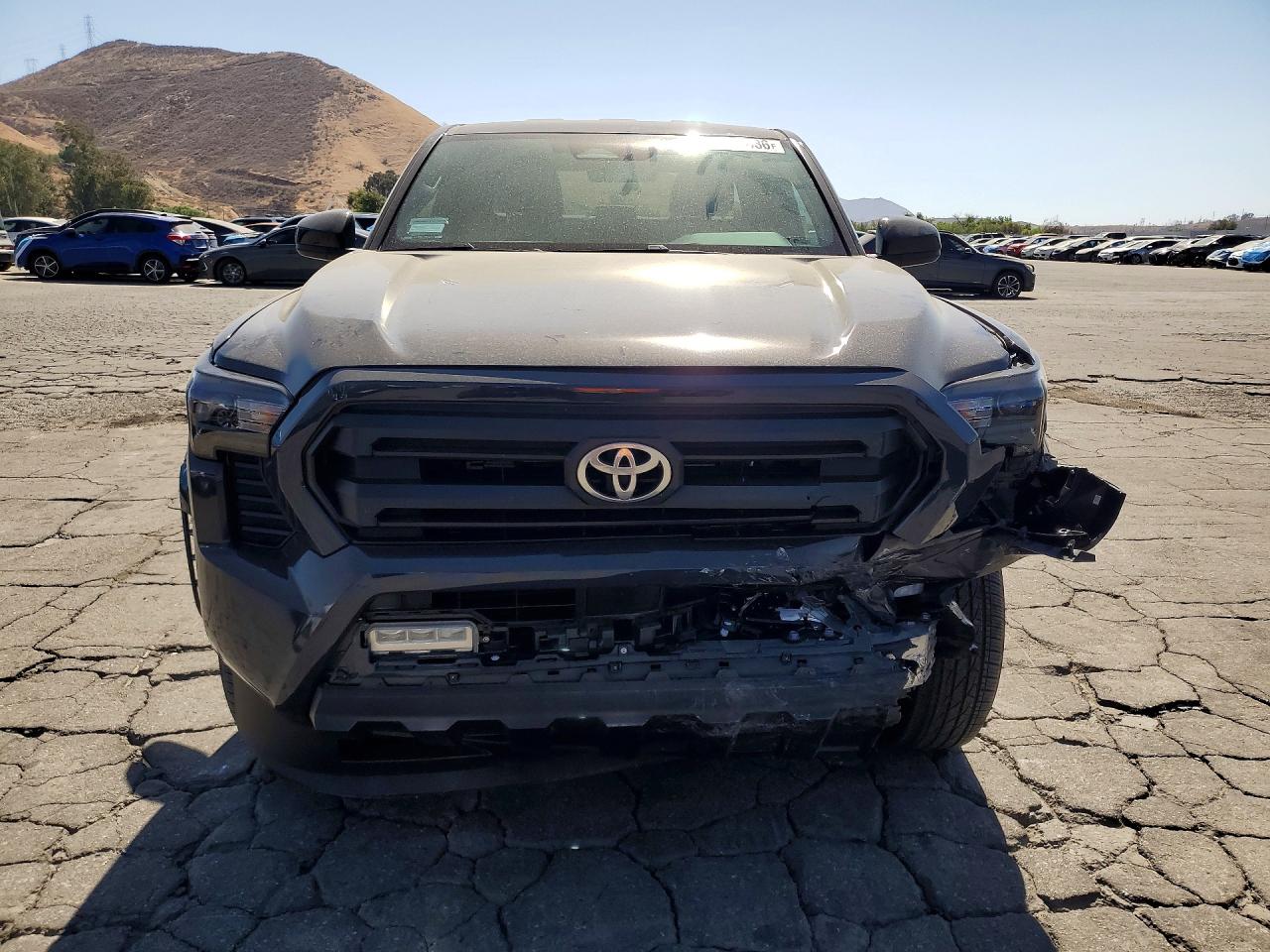 2025 TOYOTA TACOMA SR5 — снимка 5