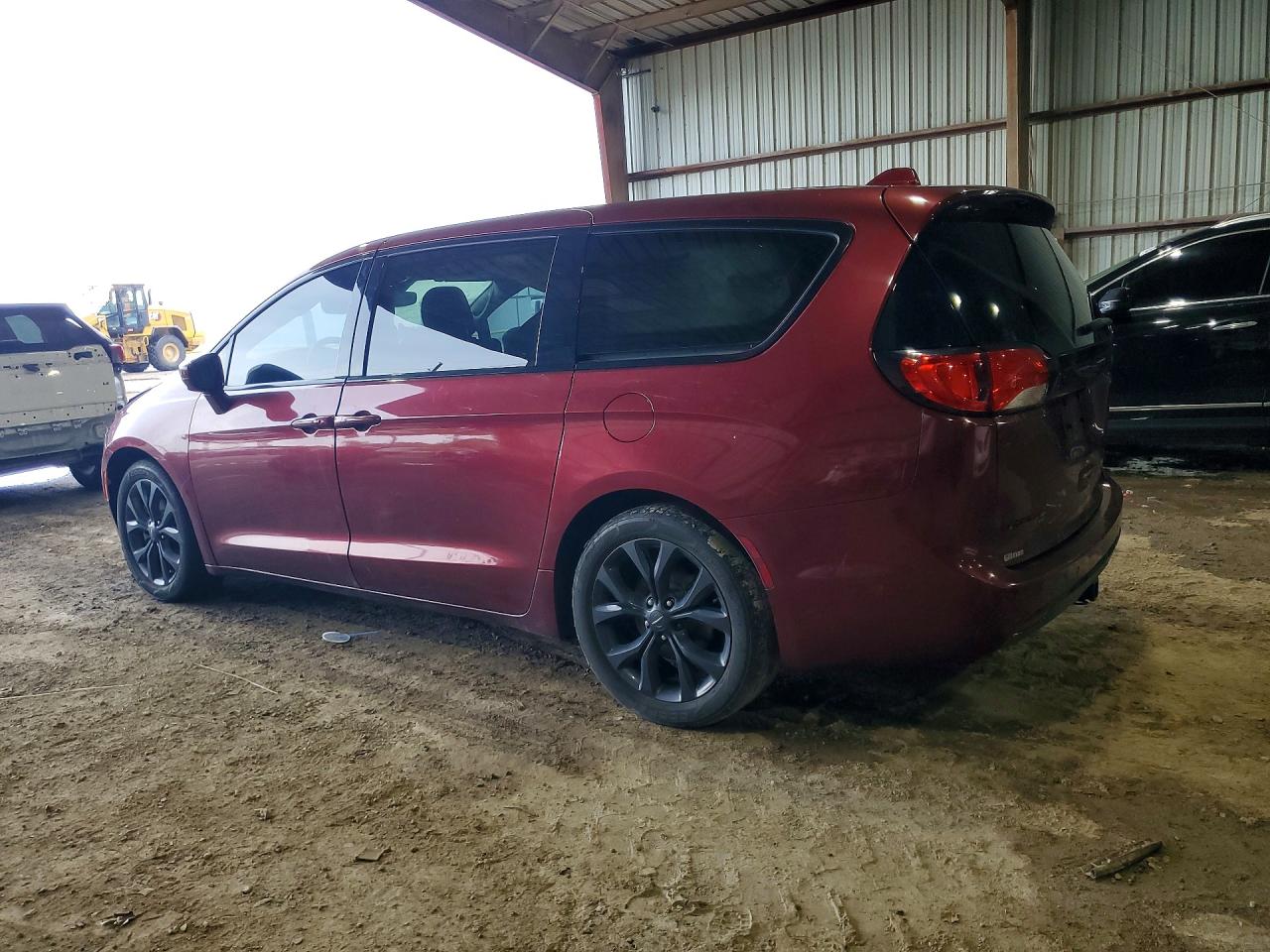 2019 CHRYSLER PACIFICA TOURING PLUS — снимка 2