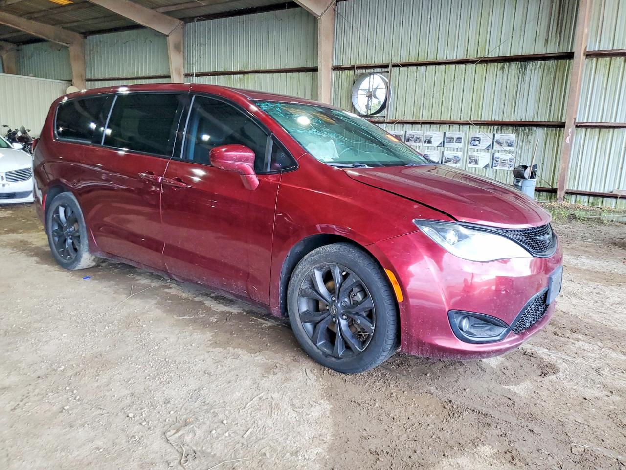 2019 CHRYSLER PACIFICA TOURING PLUS — снимка 4