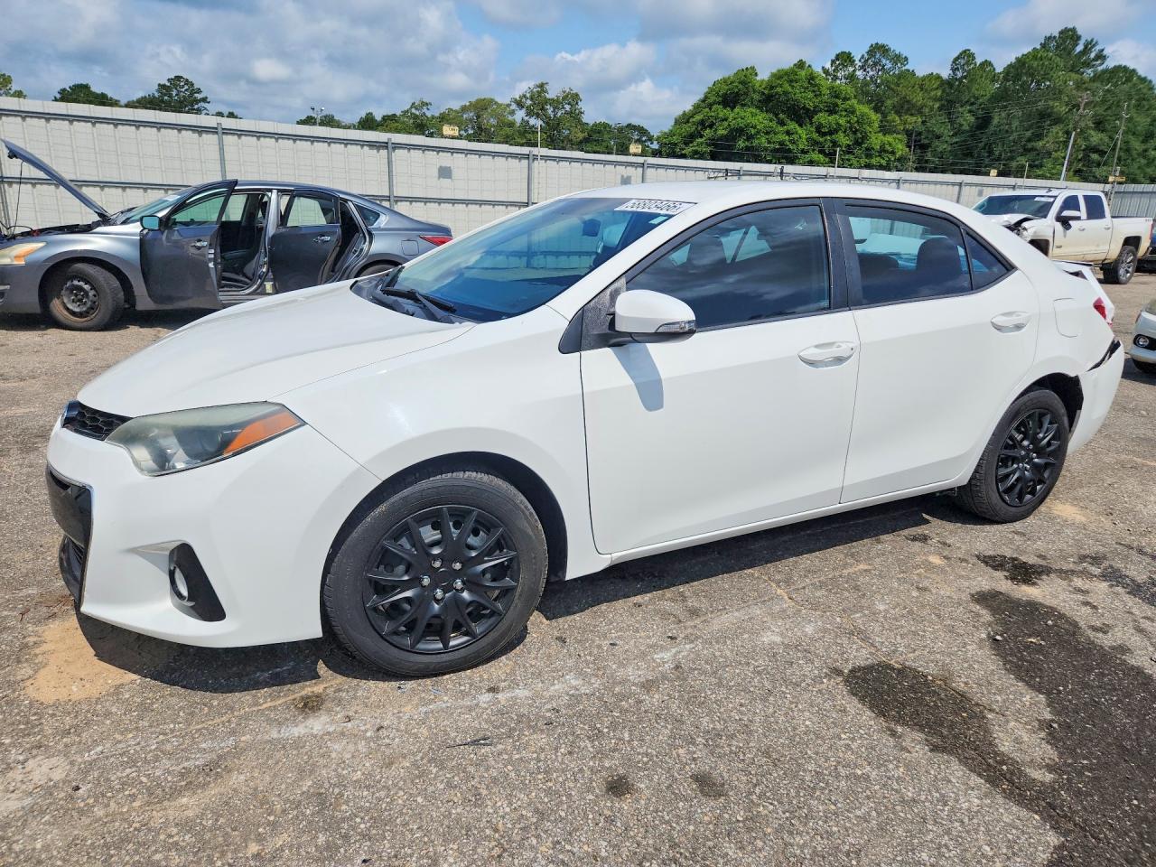 2016 TOYOTA COROLLA