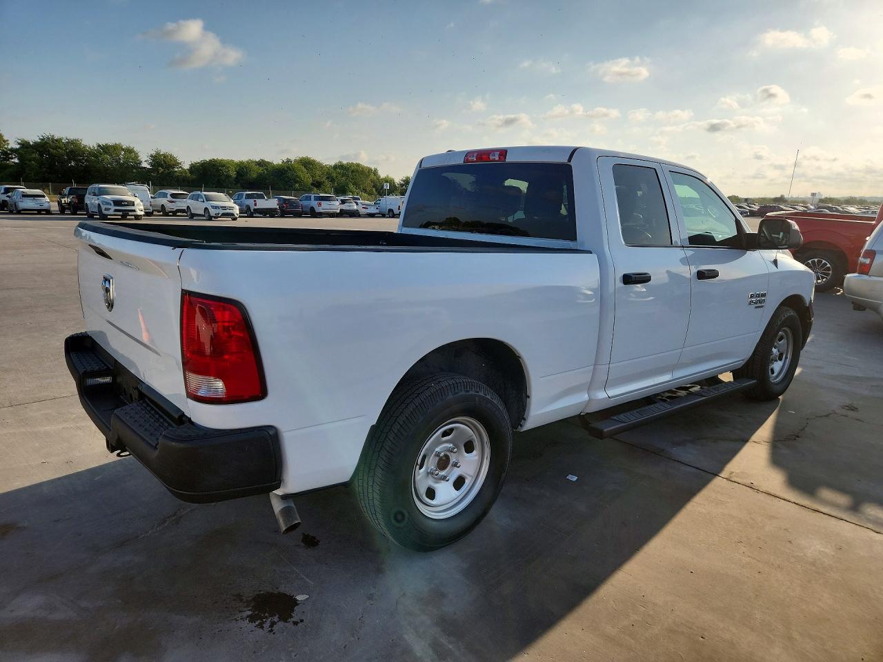 2022 RAM 1500 CLASSIC TRADESMAN — снимка 3