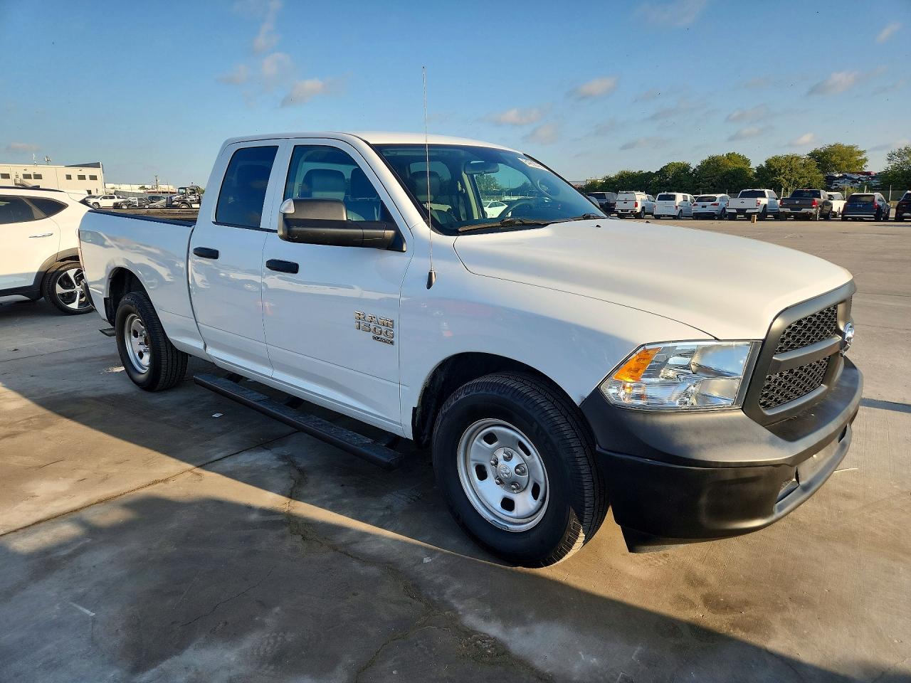 2022 RAM 1500 CLASSIC TRADESMAN — снимка 4