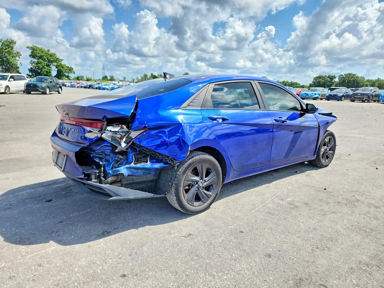 2021 HYUNDAI ELANTRA SEL — снимка 3