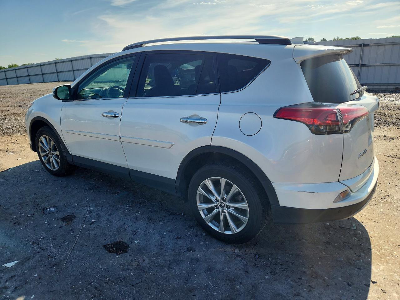 2018 TOYOTA RAV4 LIMITED — снимка 2