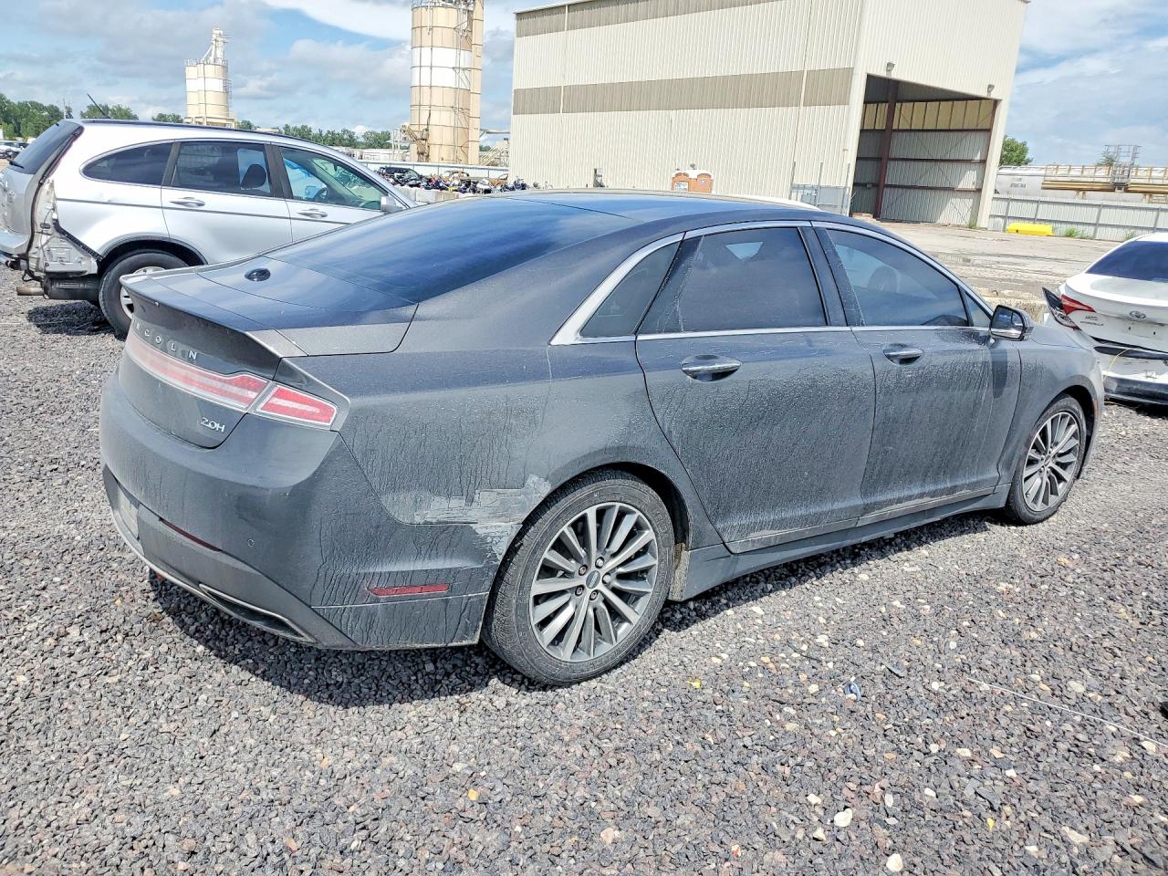 2017 LINCOLN MKZ HYBRID PREMIERE — снимка 3