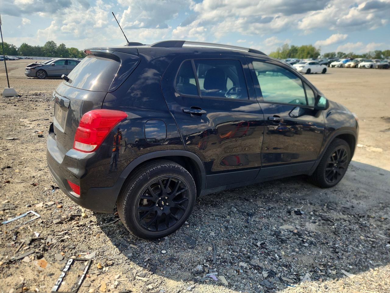2022 CHEVROLET TRAX 1LT — снимка 3