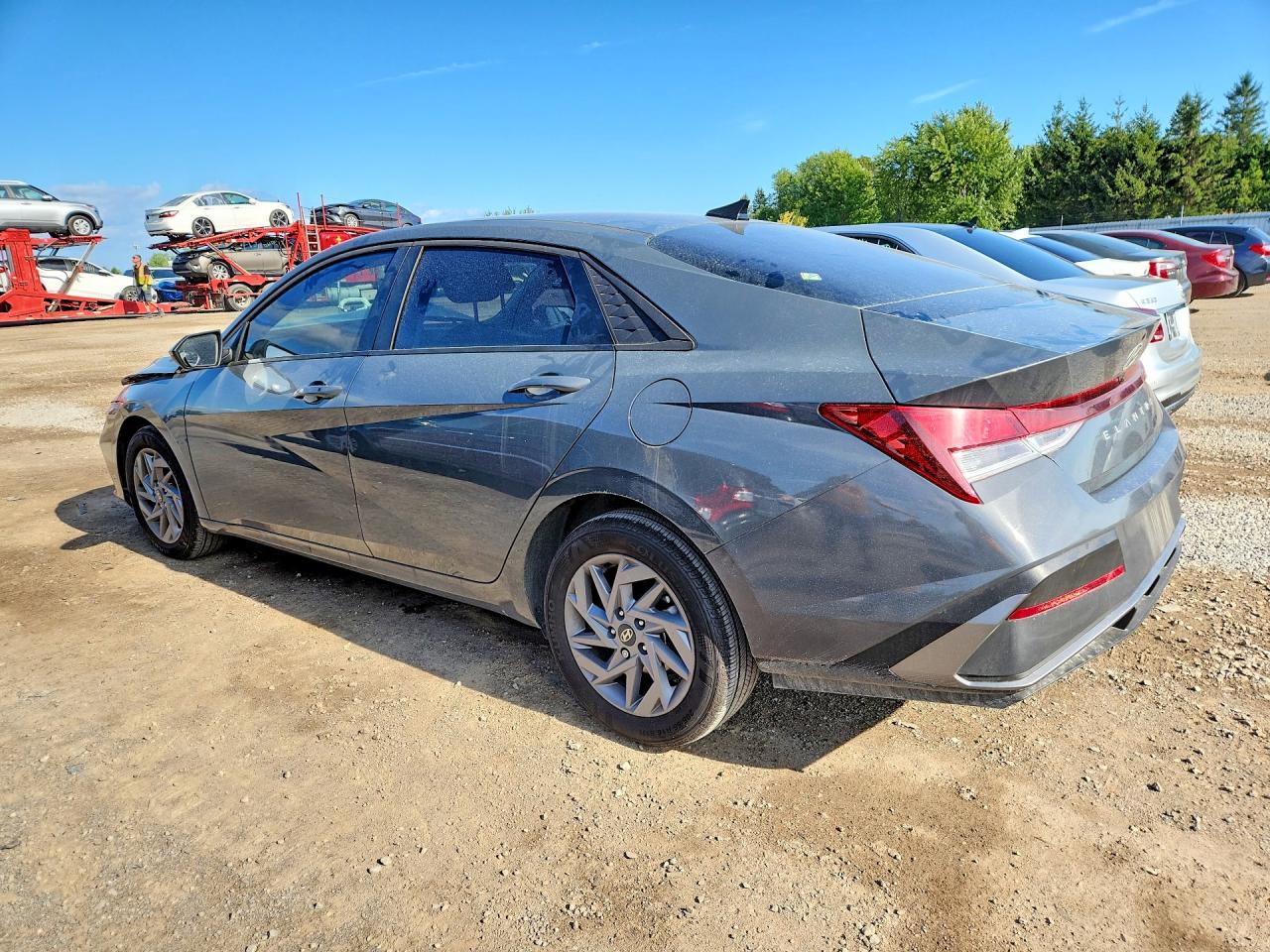 2025 HYUNDAI ELANTRA SEL SPORT — снимка 2