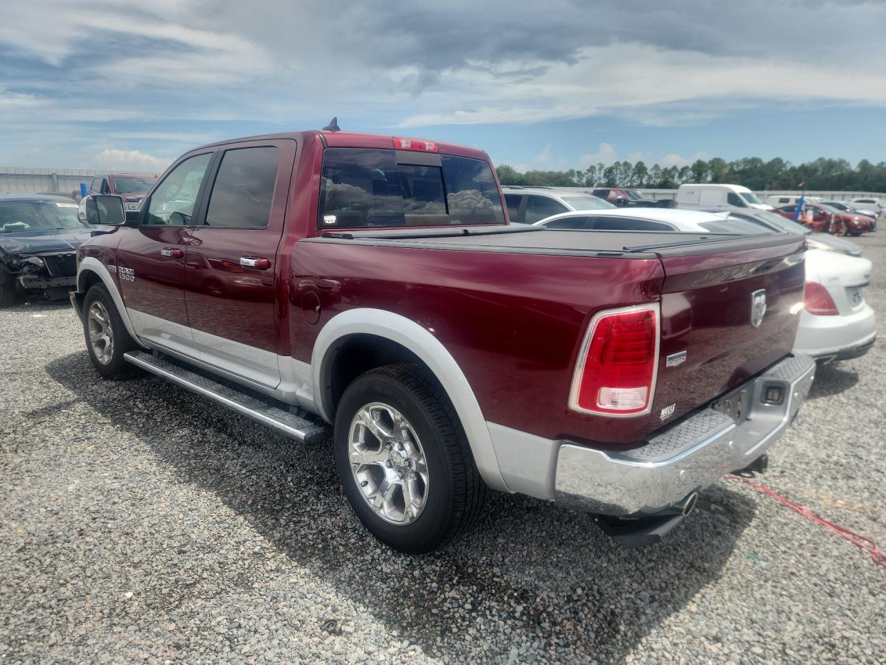 2017 RAM 1500 LARAMIE — снимка 2