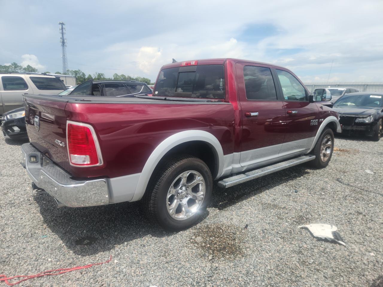 2017 RAM 1500 LARAMIE — снимка 3