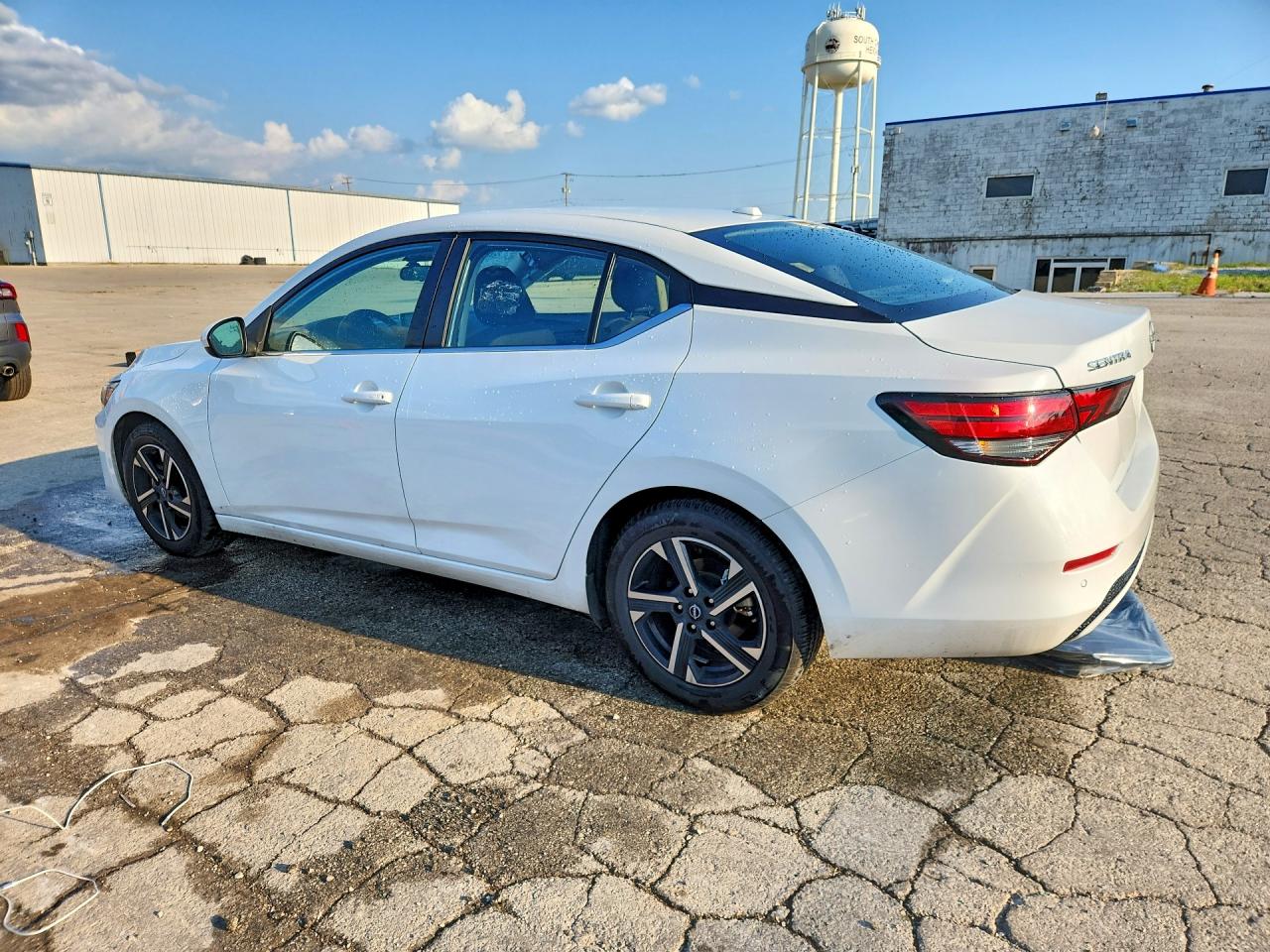 2024 NISSAN SENTRA SV — снимка 2