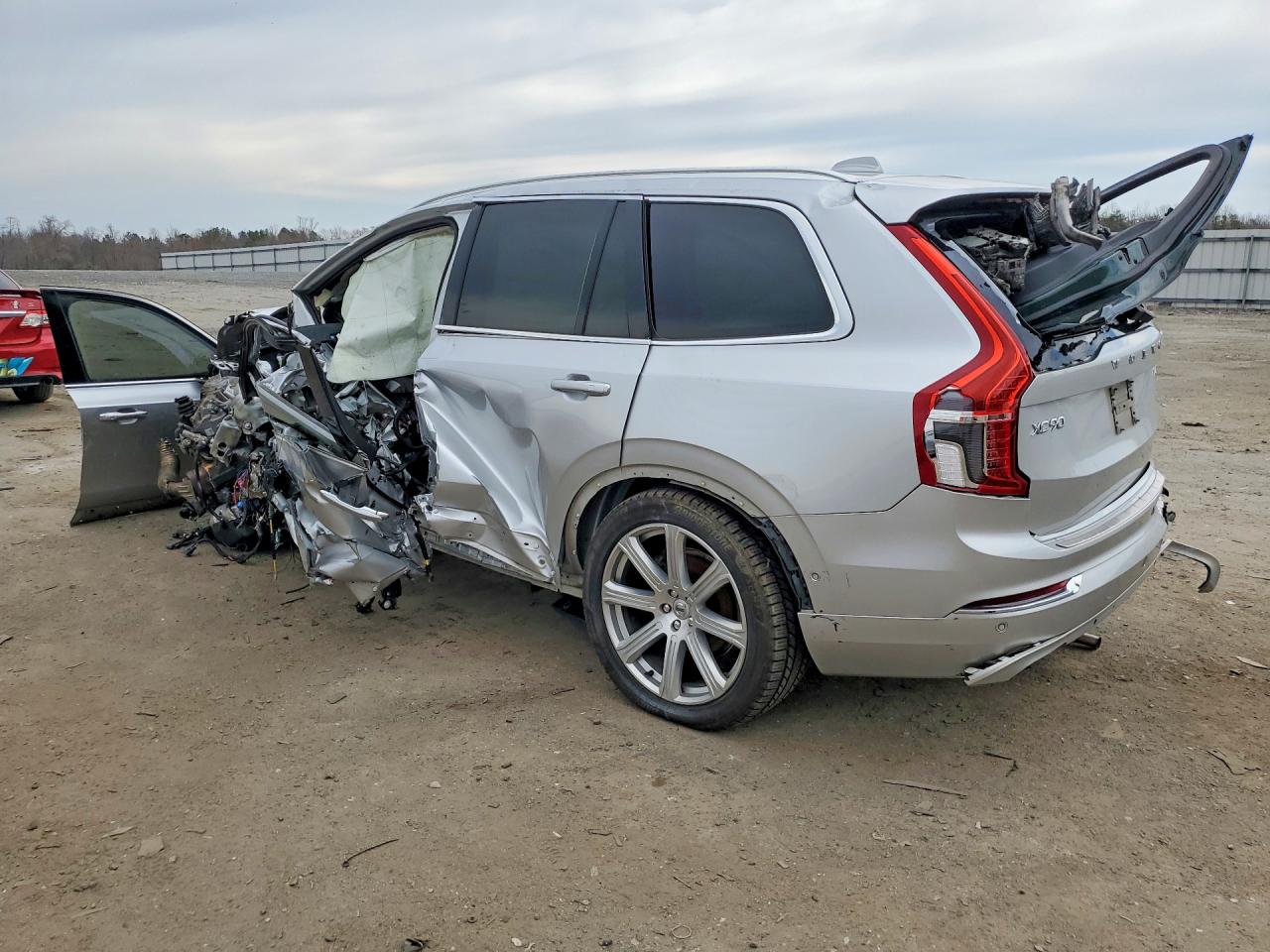 2018 VOLVO XC90 T6 — снимка 2