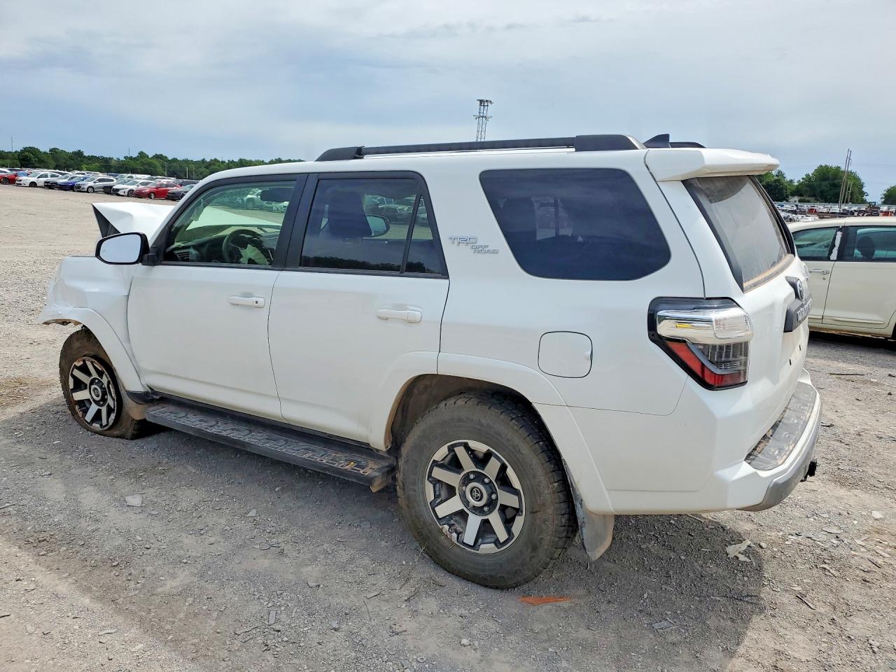 2024 TOYOTA 4RUNNER TRD OFF-ROAD — снимка 2