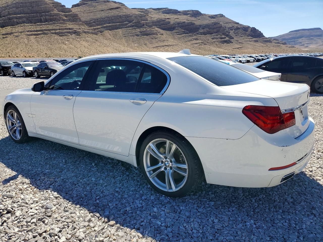 2013 BMW 750 LI — снимка 2