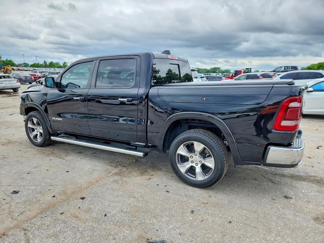 2020 RAM 1500 LARAMIE — снимка 2