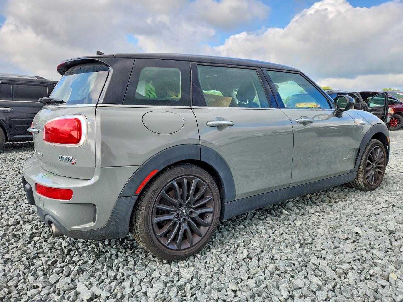 2017 MINI COOPER S CLUBMAN ALL4 — снимка 3