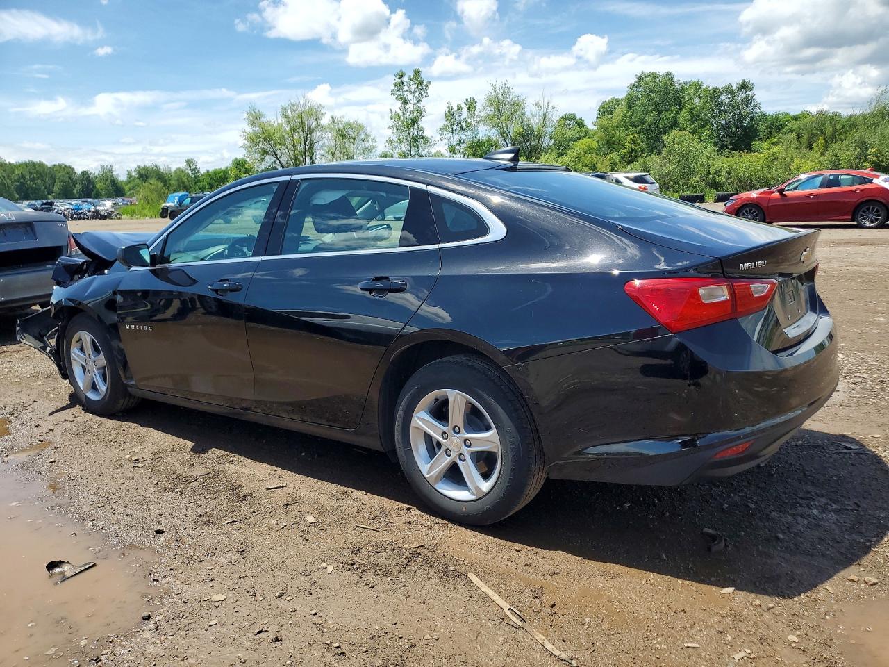 2025 CHEVROLET MALIBU LS — снимка 2