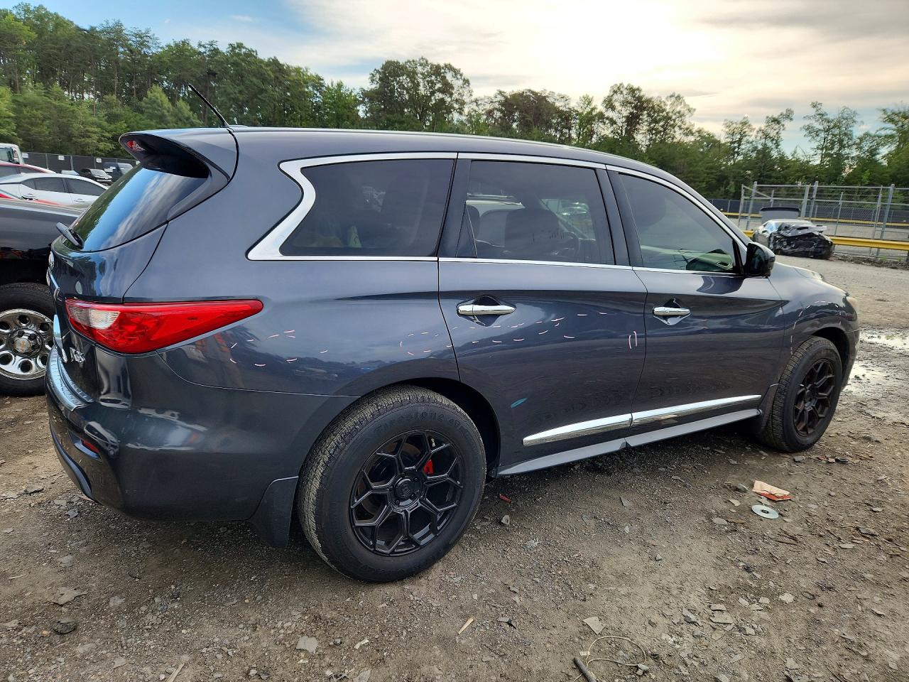 2013 INFINITI JX35 BASE — снимка 3