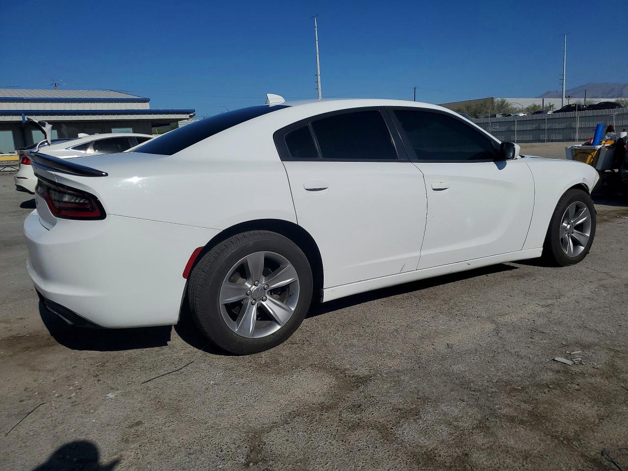 2016 DODGE CHARGER SXT — снимка 3
