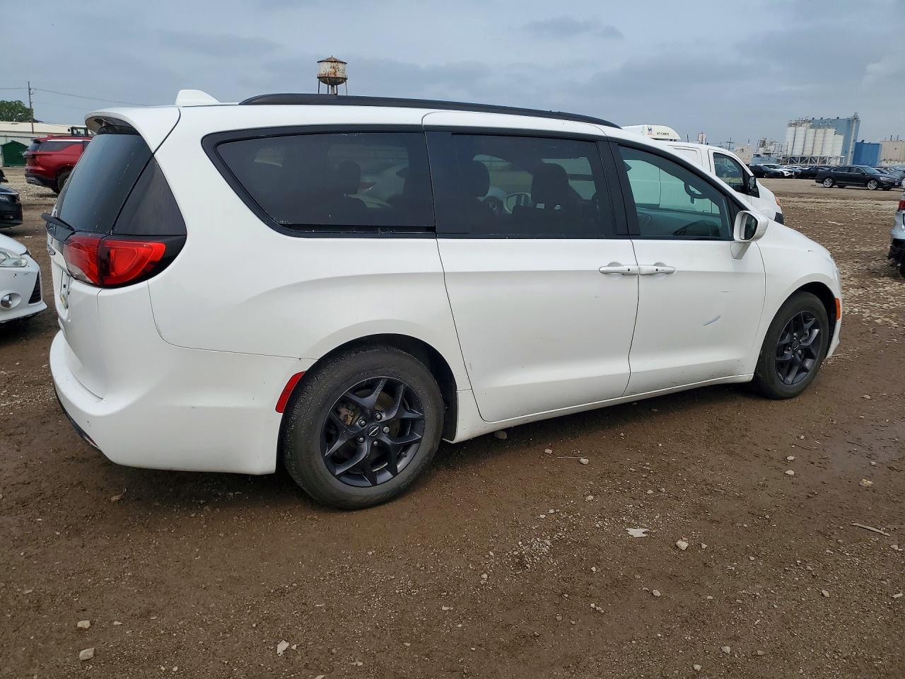 2019 CHRYSLER PACIFICA TOURING L — снимка 3