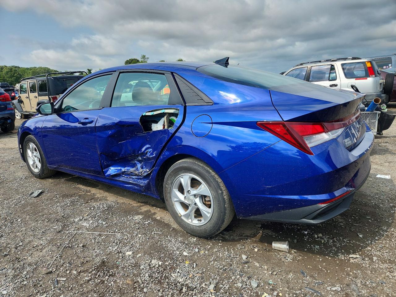 2021 HYUNDAI ELANTRA SE — снимка 2