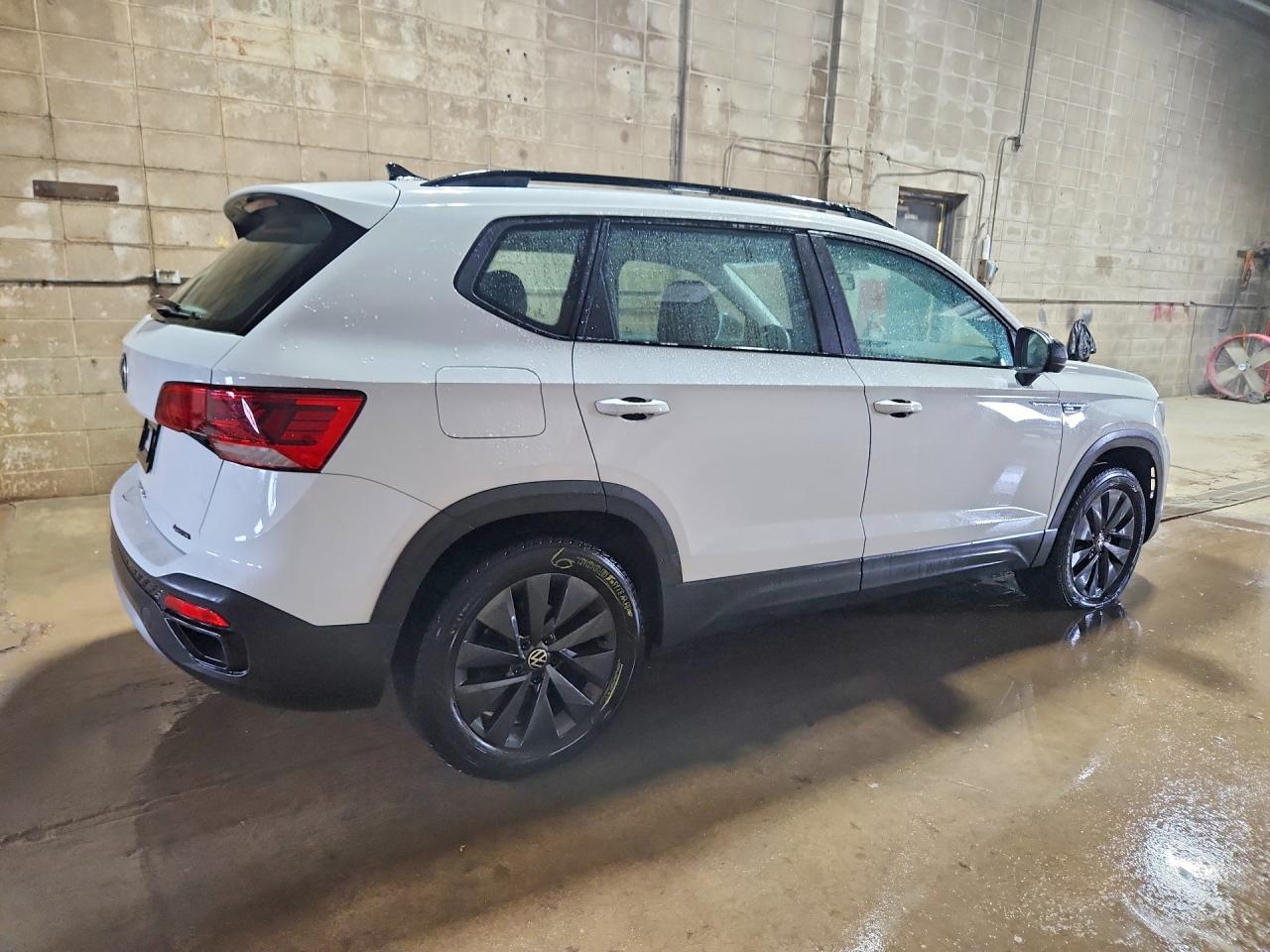 2022 VOLKSWAGEN TAOS S — снимка 3