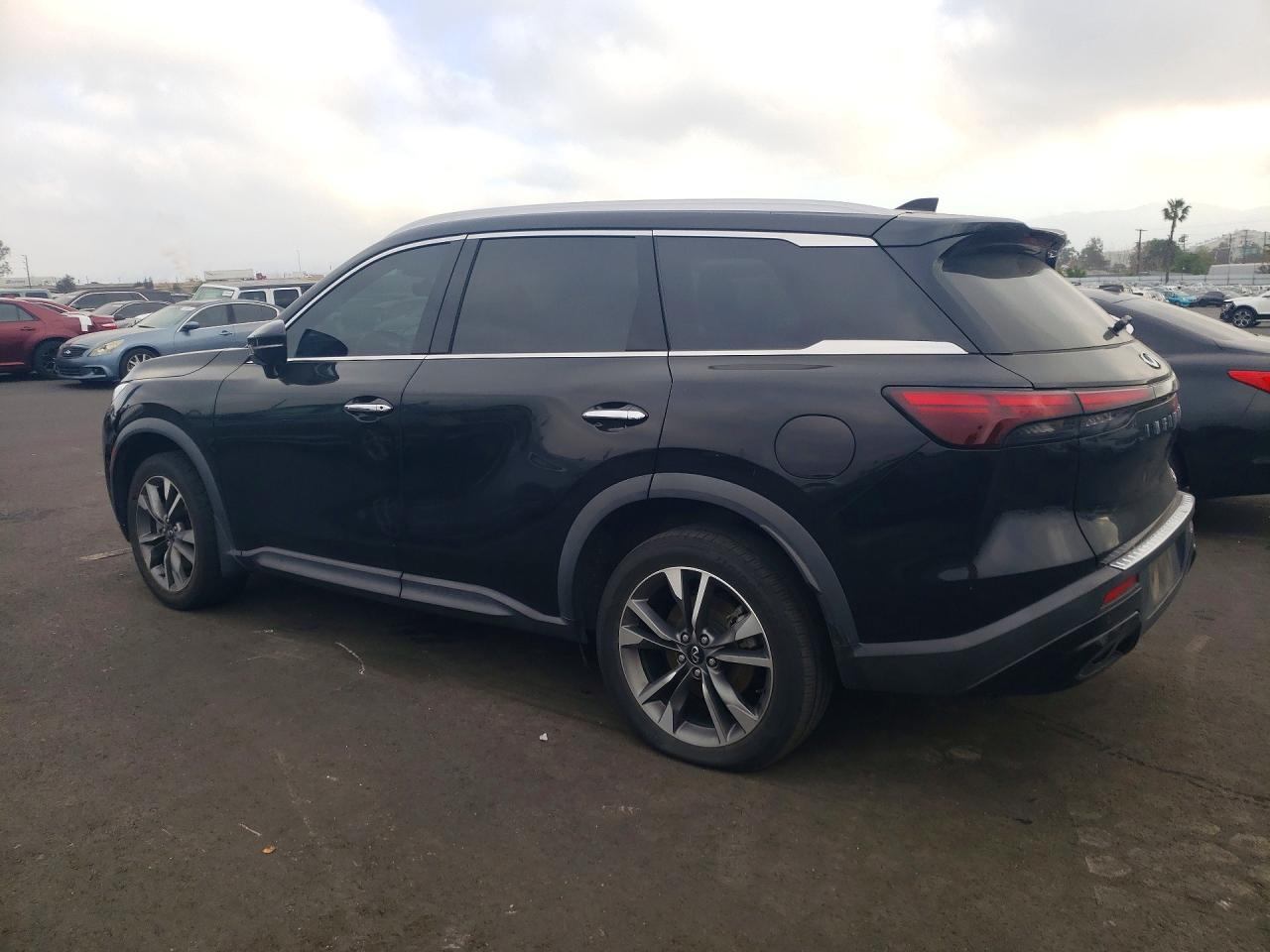 2023 INFINITI QX60 LUXE — снимка 2
