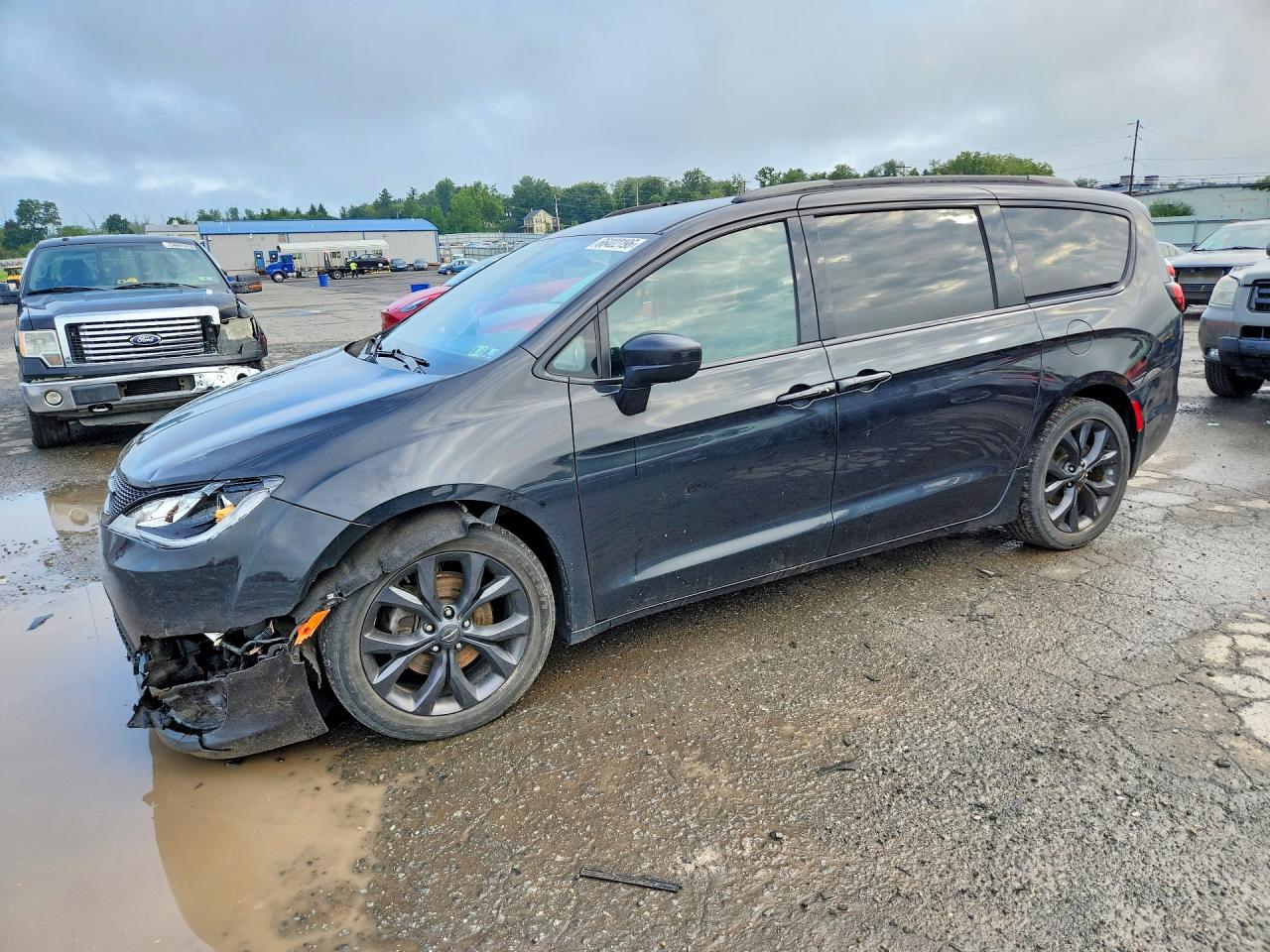 2019 CHRYSLER PACIFICA TOURING L