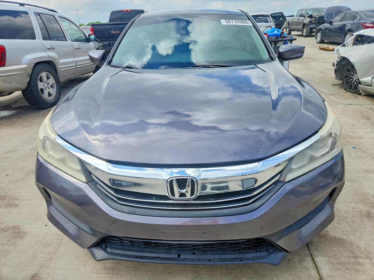2017 HONDA ACCORD LX — снимка 5