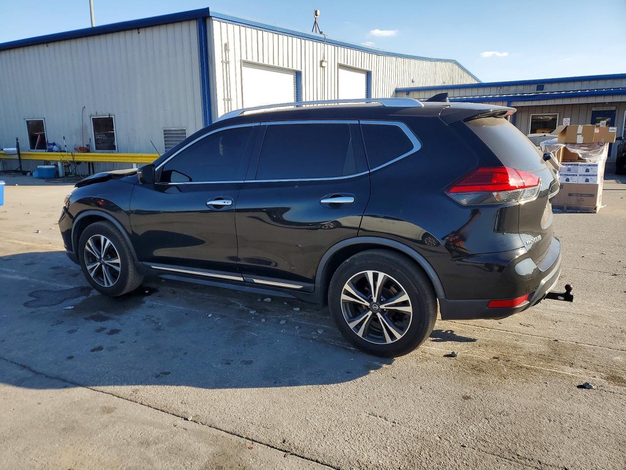 2017 NISSAN ROGUE SL — снимка 2