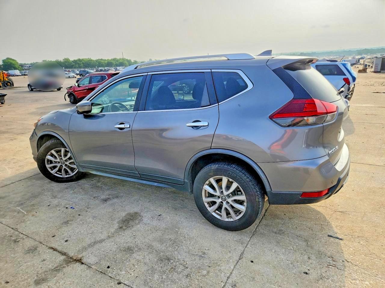 2020 NISSAN ROGUE SV — снимка 2