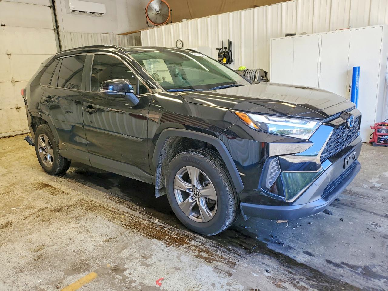 2023 TOYOTA RAV4 HYBRID XLE — снимка 4