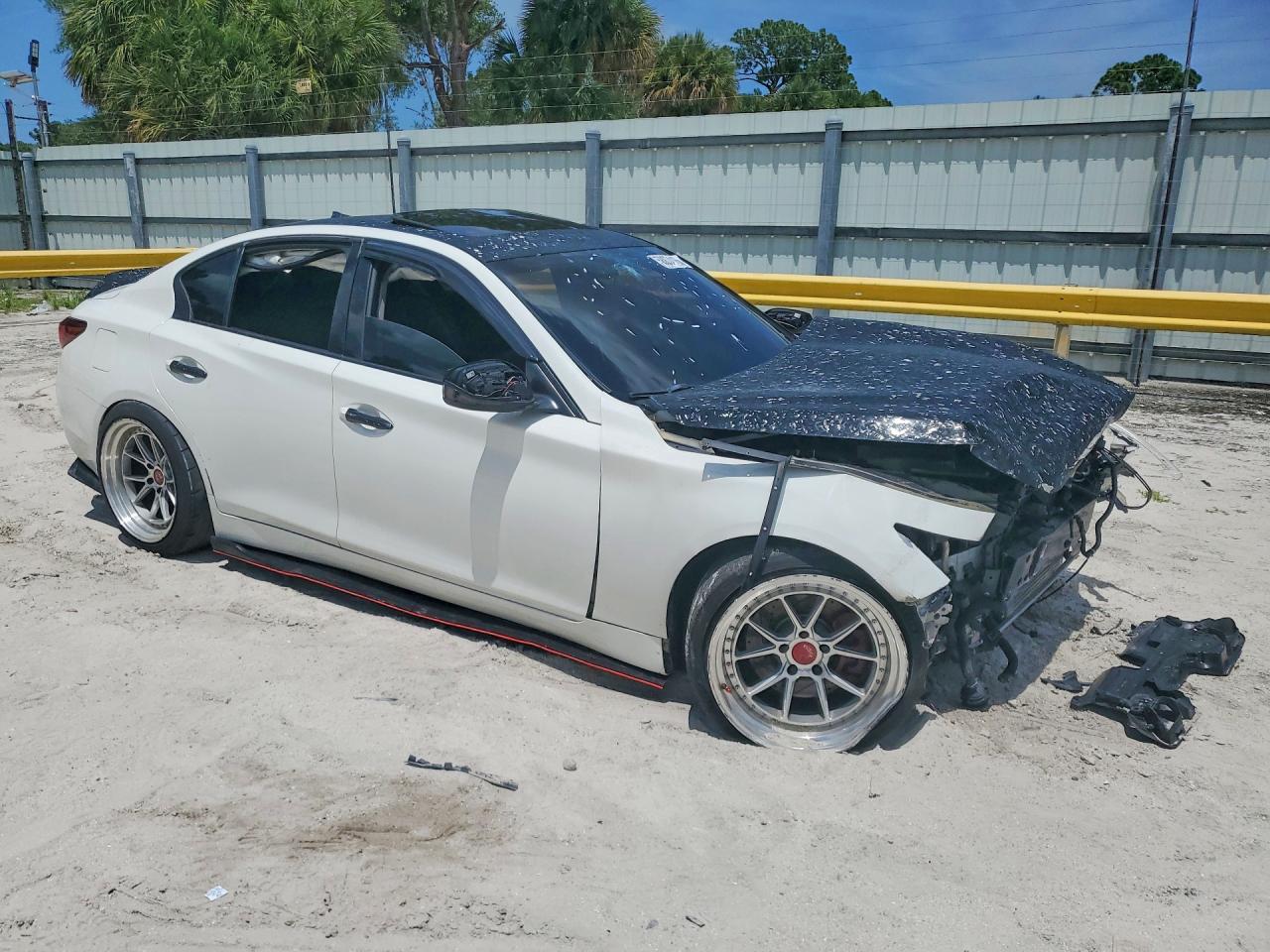 2018 INFINITI Q50 3.0T LUXE — снимка 4