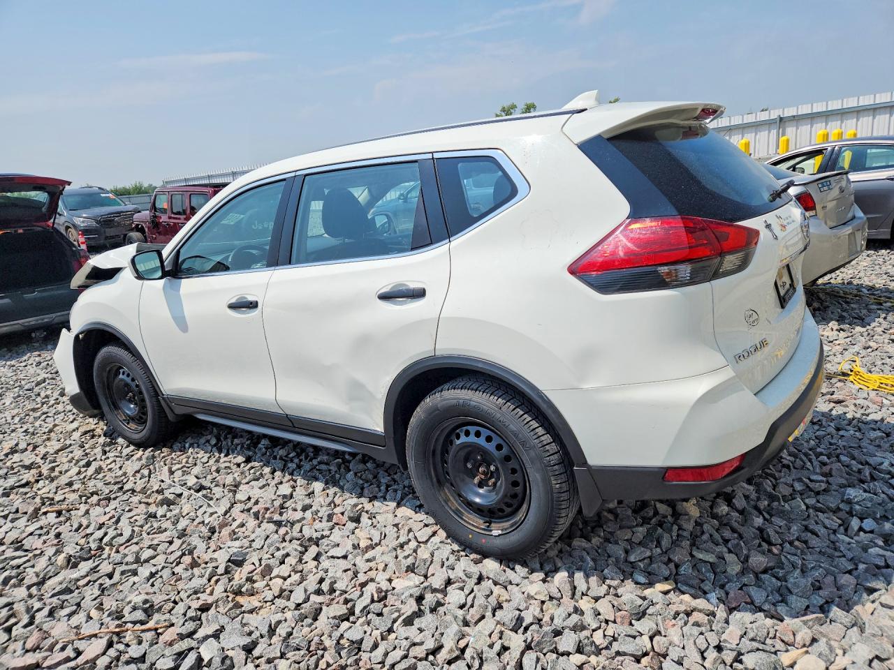 2017 NISSAN ROGUE S — снимка 2