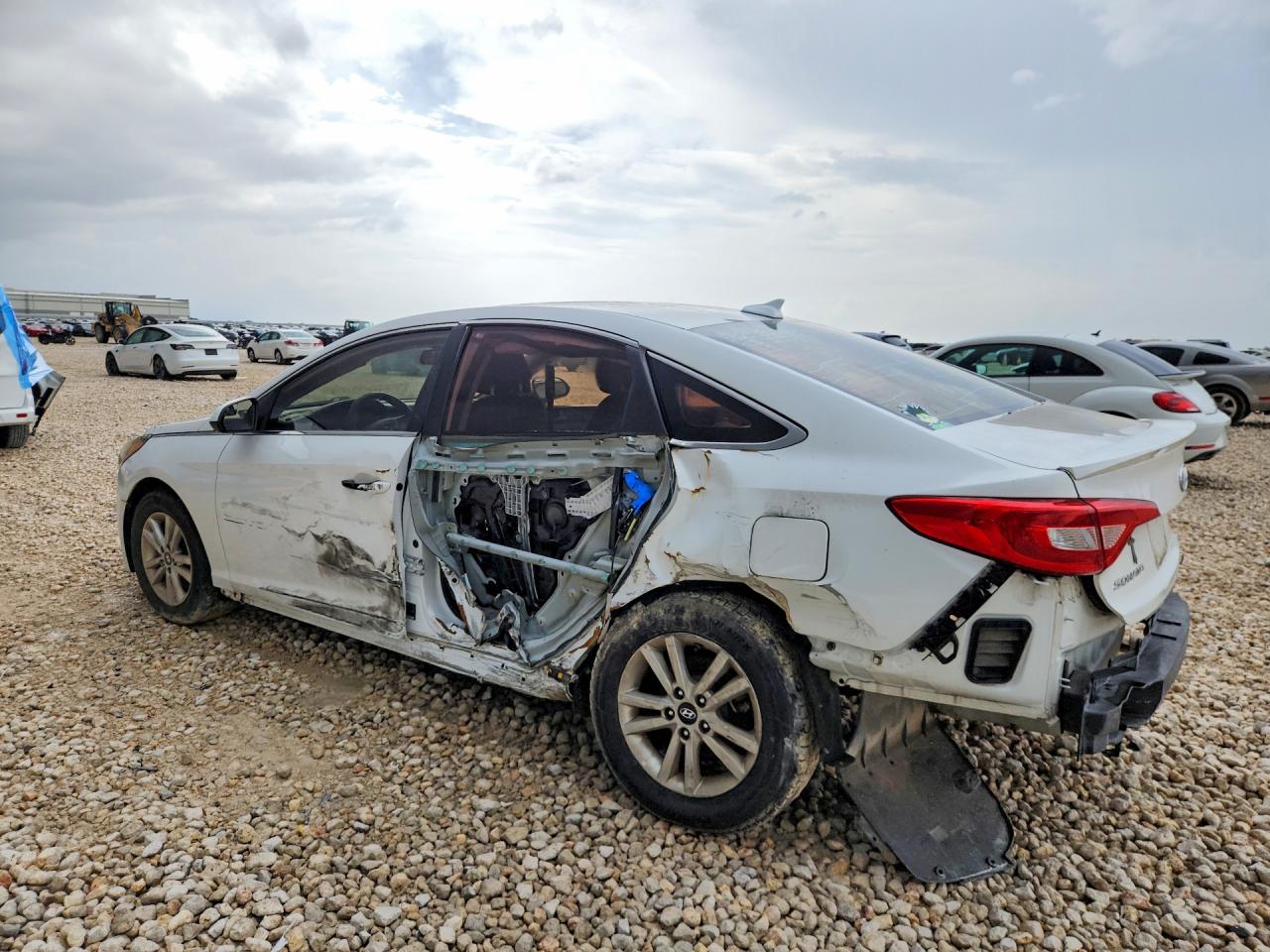 2016 HYUNDAI SONATA SE — снимка 2