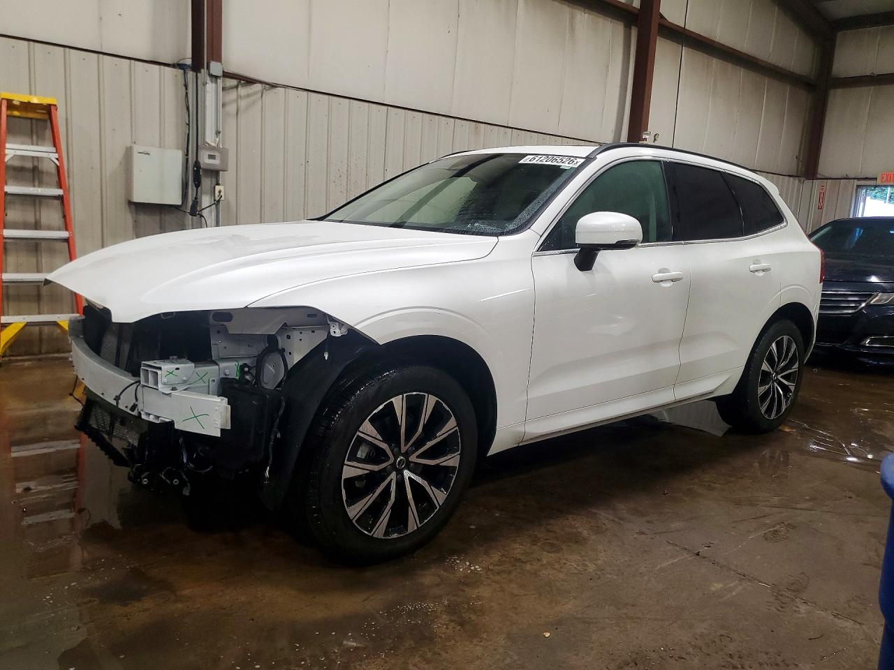 2023 VOLVO XC60 CORE