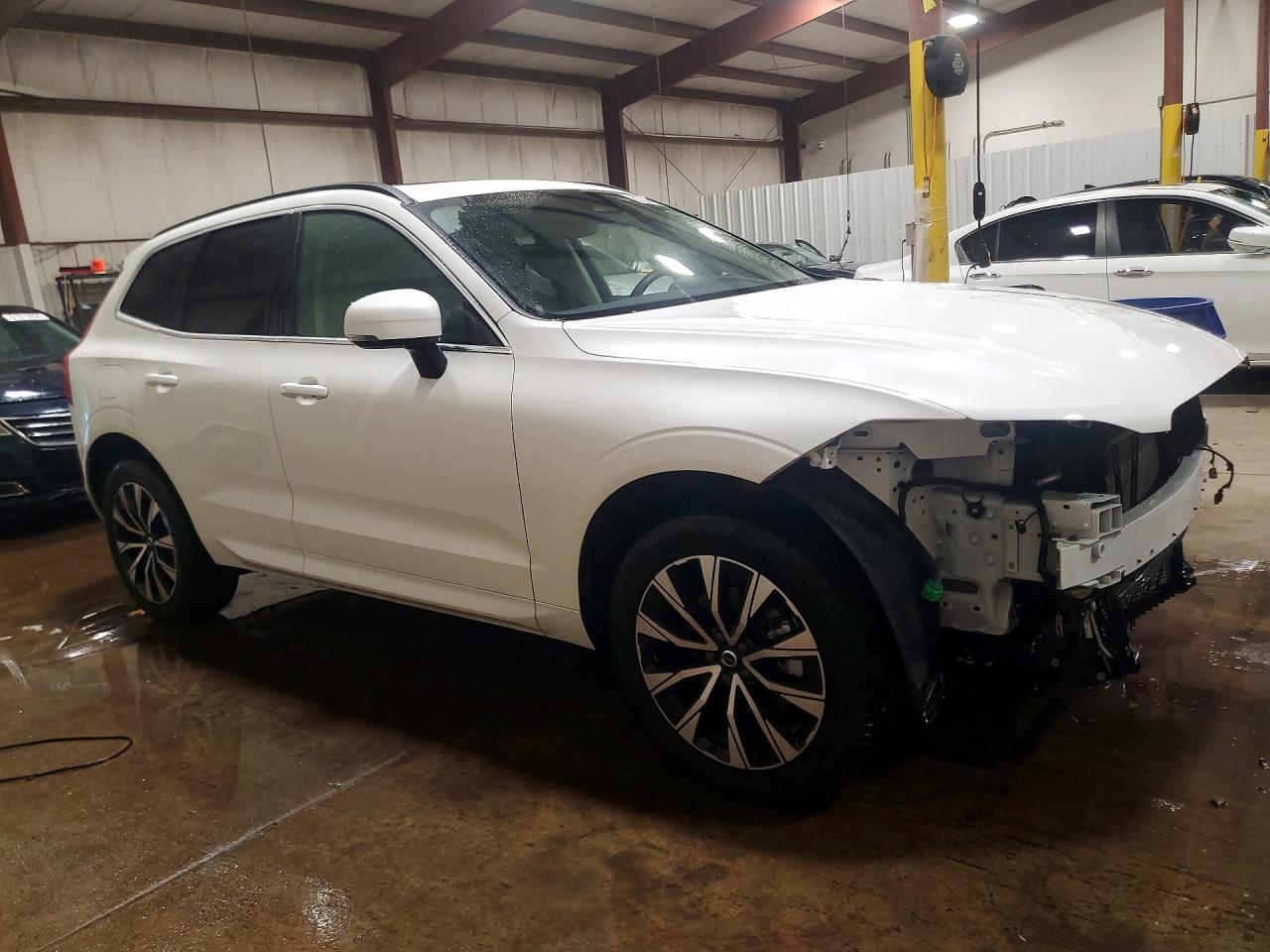 2023 VOLVO XC60 CORE — снимка 4