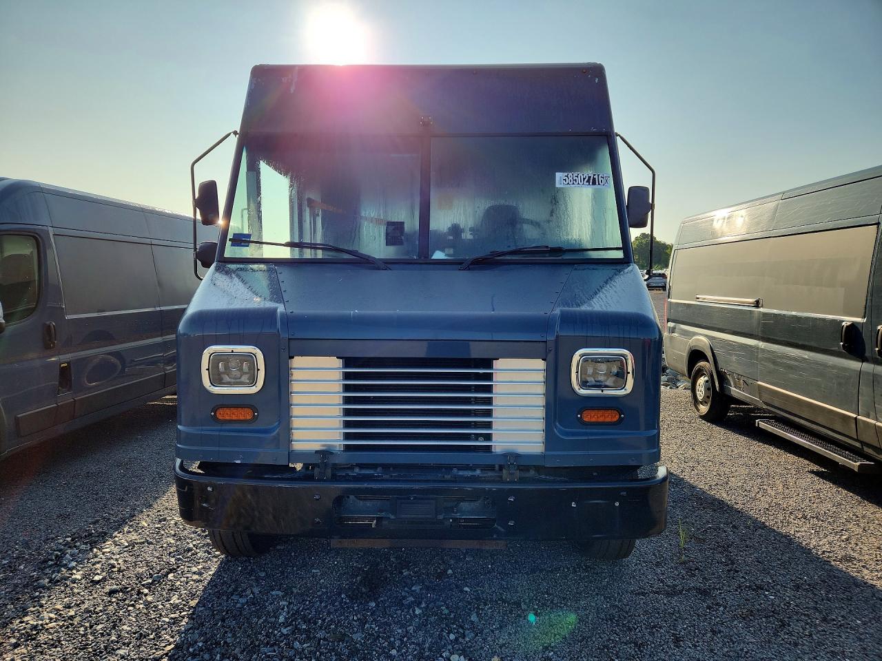 2021 FORD F59 — снимка 5