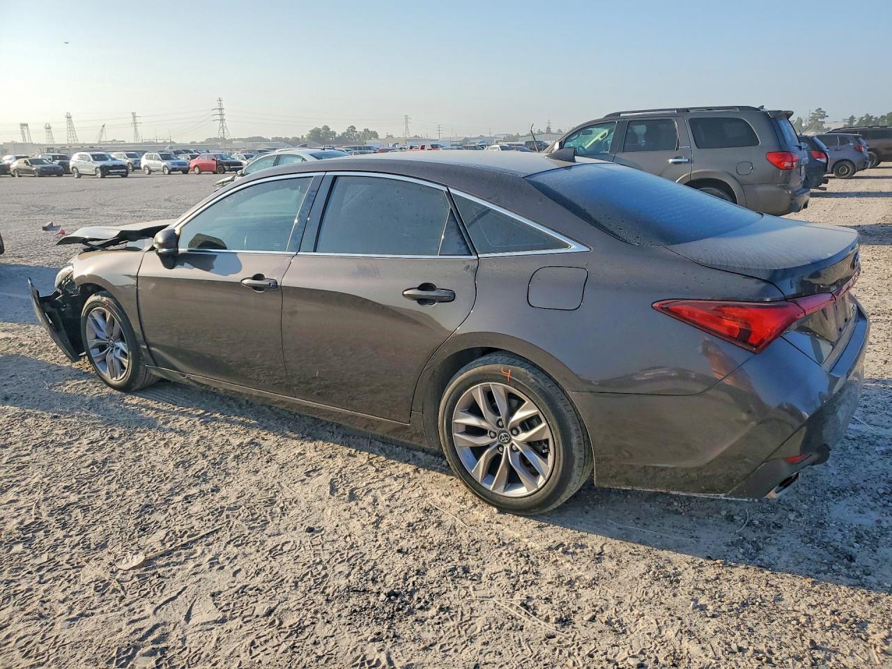2019 TOYOTA AVALON XLE — снимка 2