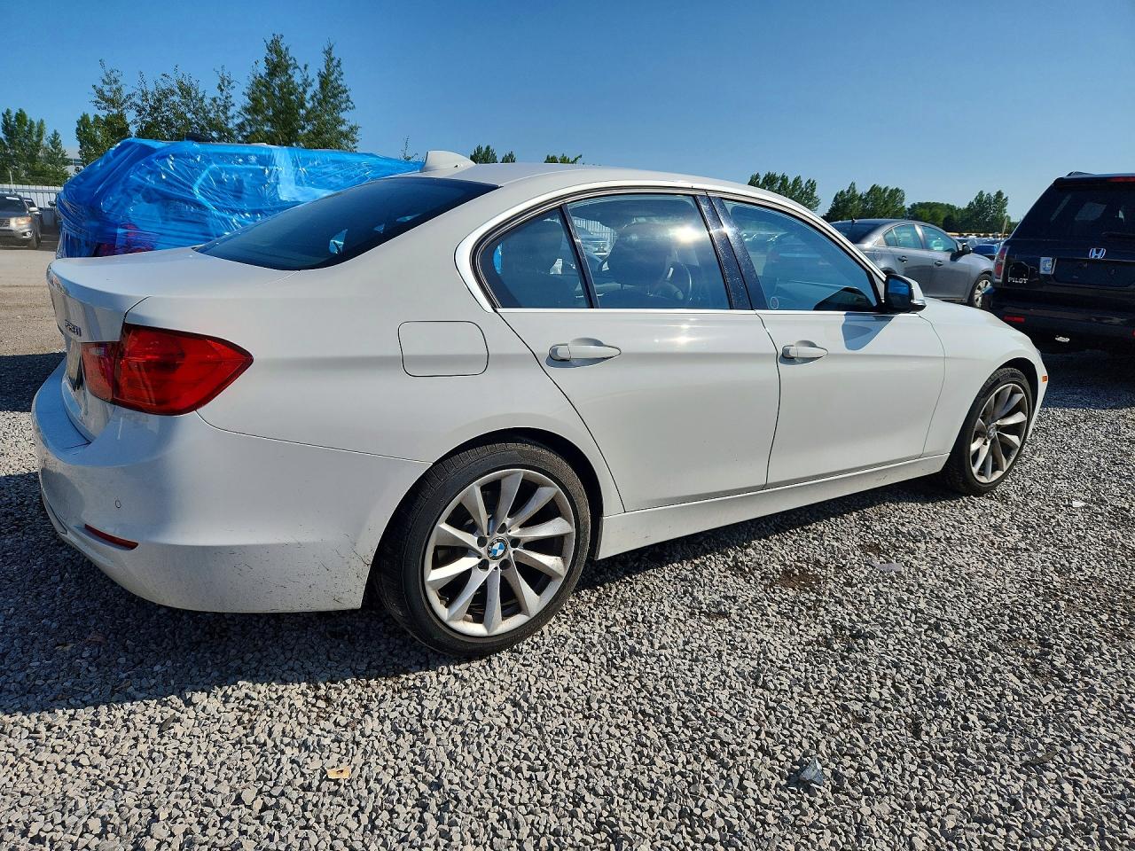 2014 BMW 328 XI — снимка 3