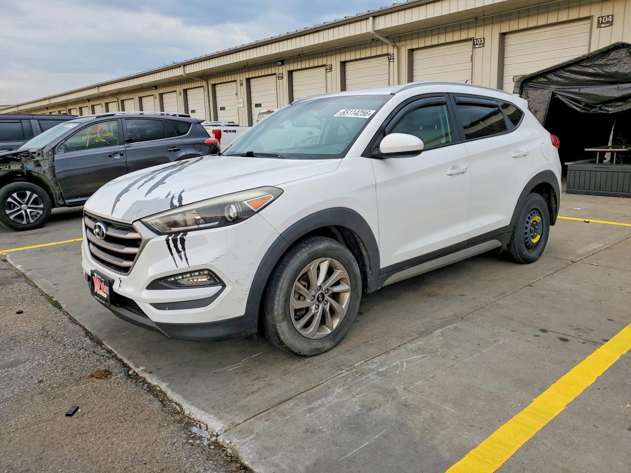 2017 HYUNDAI TUCSON SE