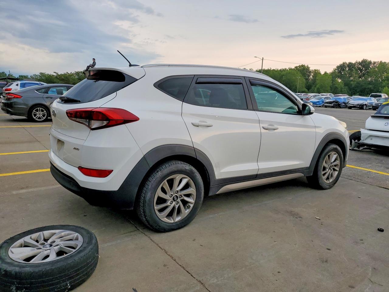 2017 HYUNDAI TUCSON SE — снимка 3