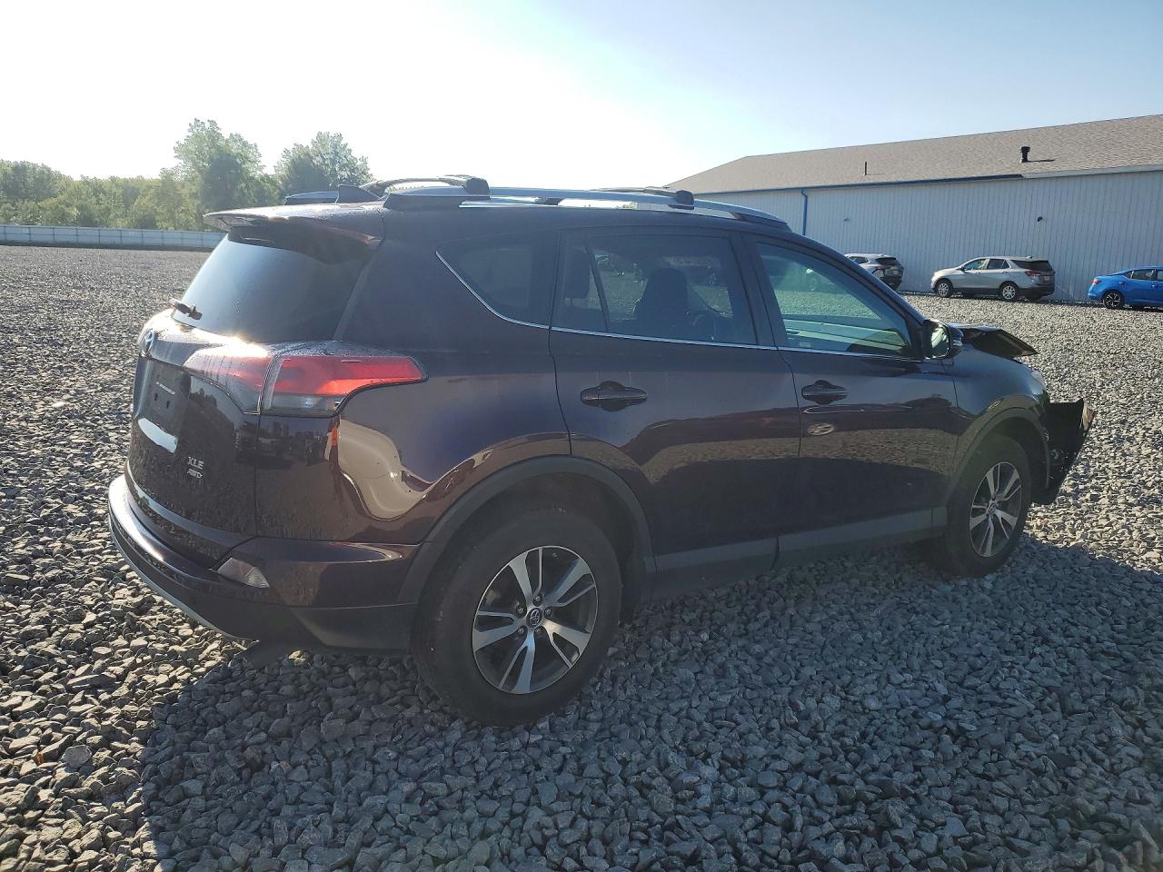 2018 TOYOTA RAV4 XLE — снимка 3