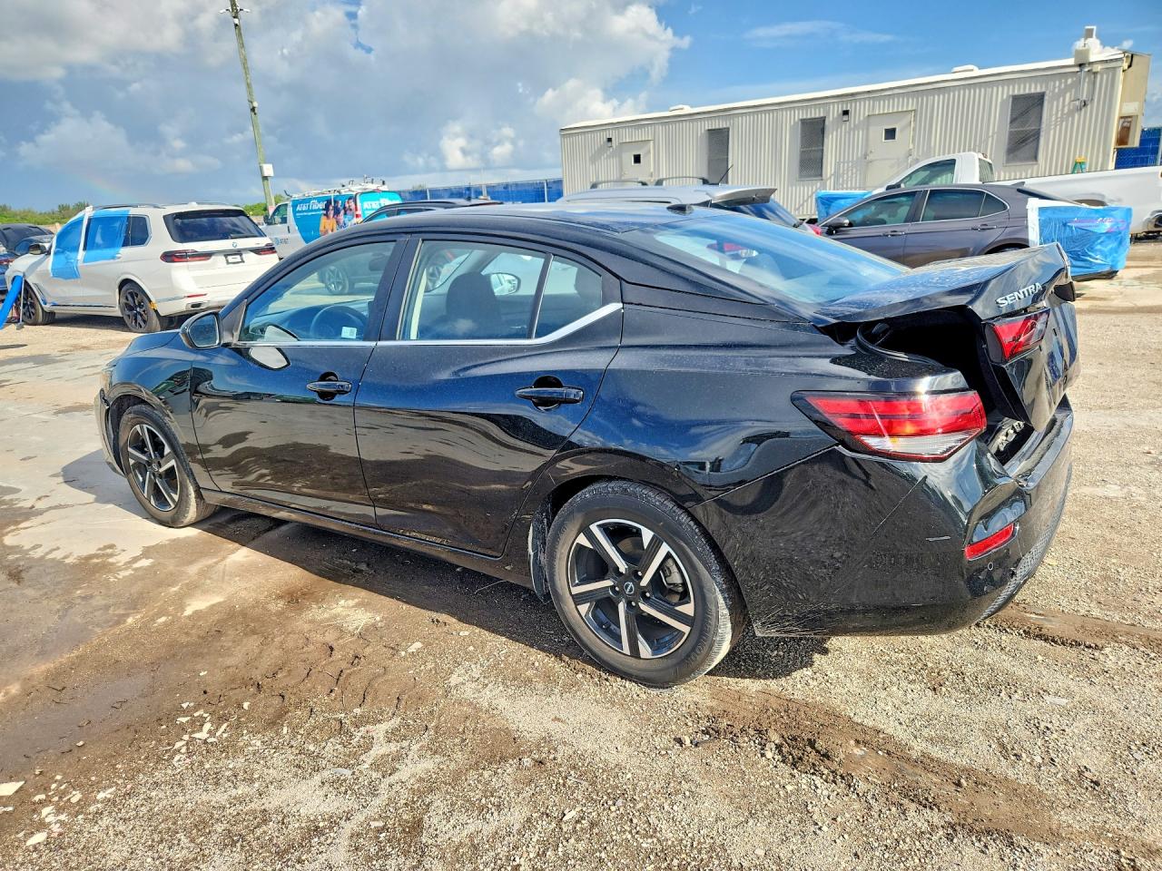 2025 NISSAN SENTRA SV — снимка 2