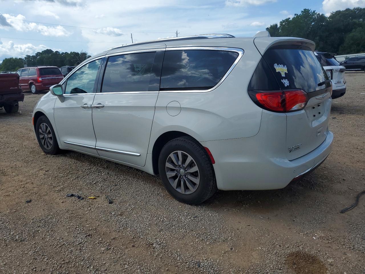 2020 CHRYSLER PACIFICA TOURING L PLUS — снимка 2
