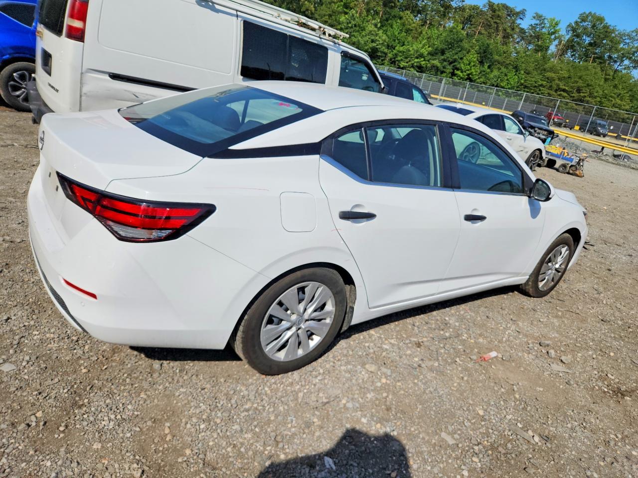 2024 NISSAN SENTRA S — снимка 3