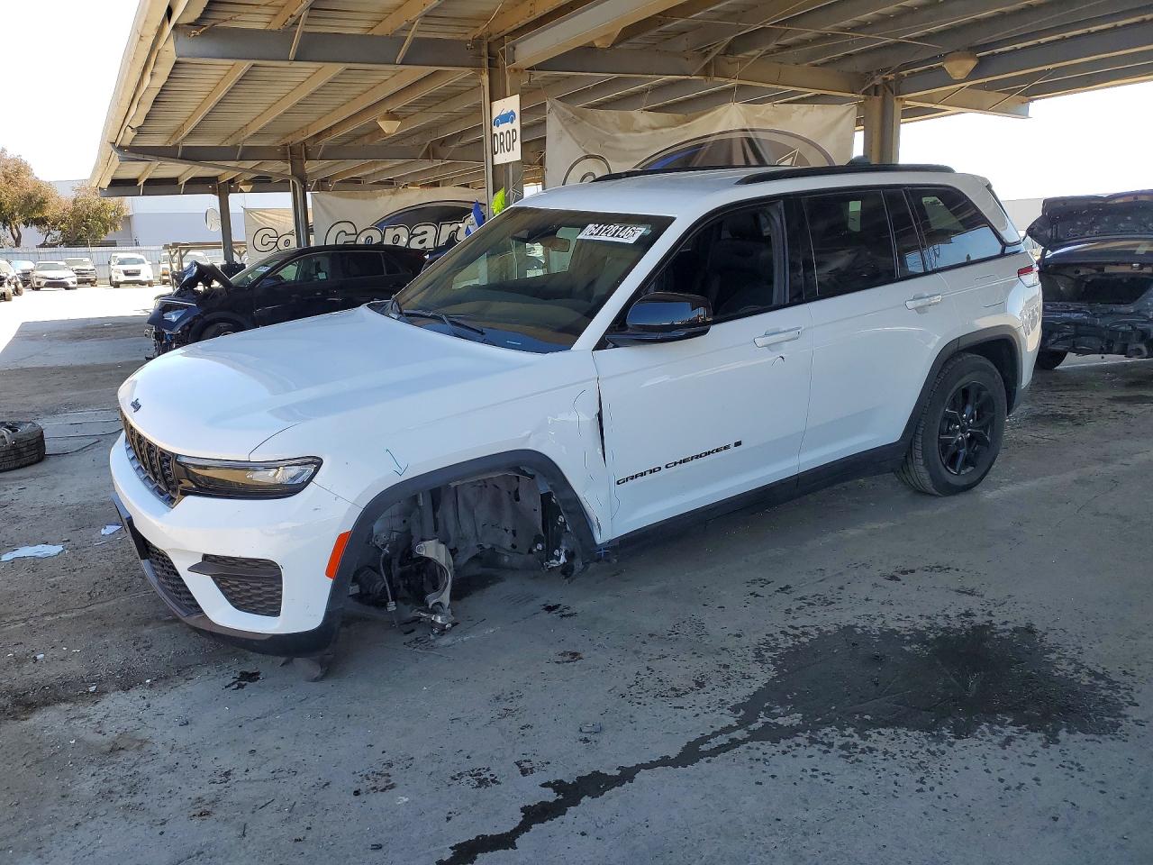 2025 JEEP GRAND CHEROKEE LAREDO