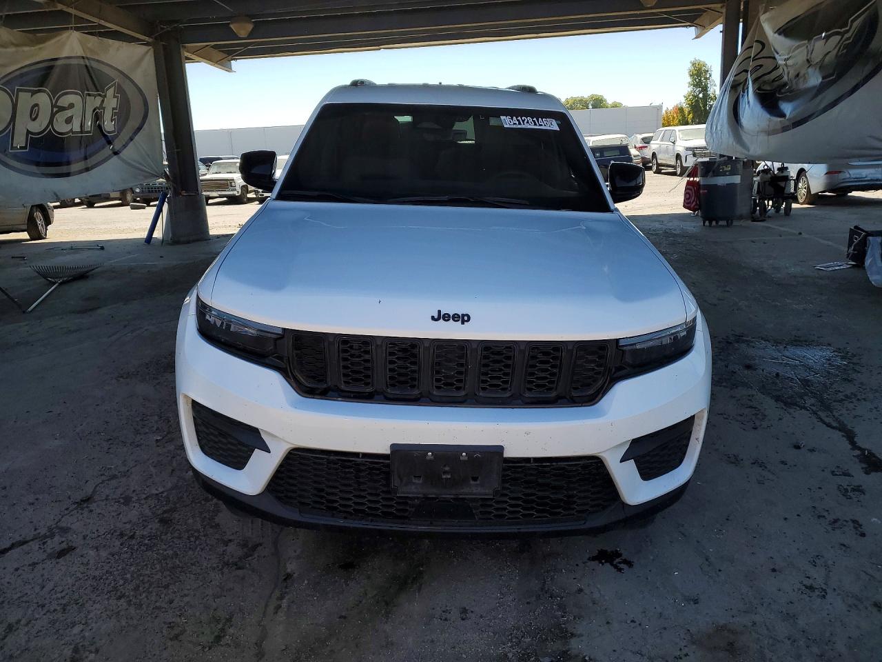 2025 JEEP GRAND CHEROKEE LAREDO — снимка 5