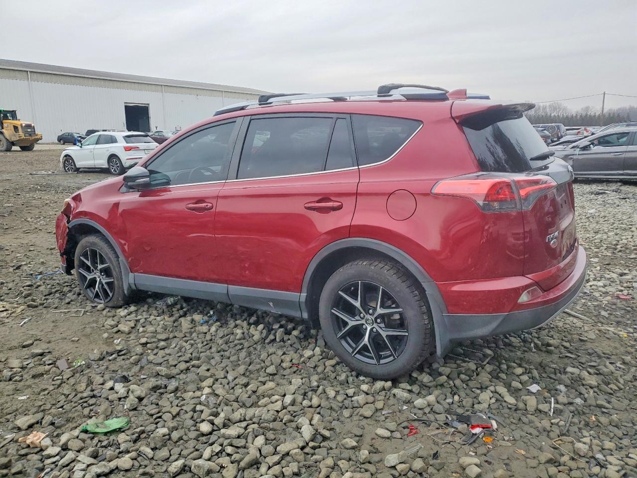 2018 TOYOTA RAV4 SE — снимка 2