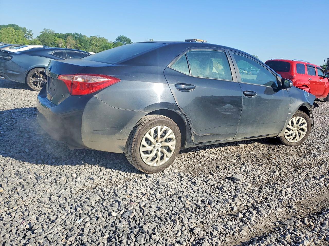 2018 TOYOTA COROLLA LE — снимка 3